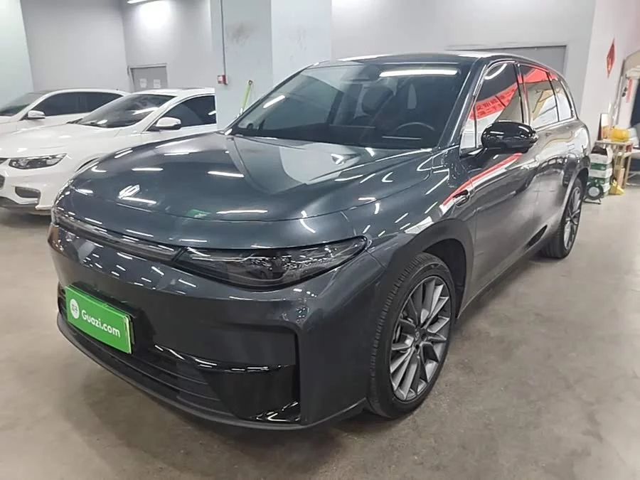Leapmotor C10