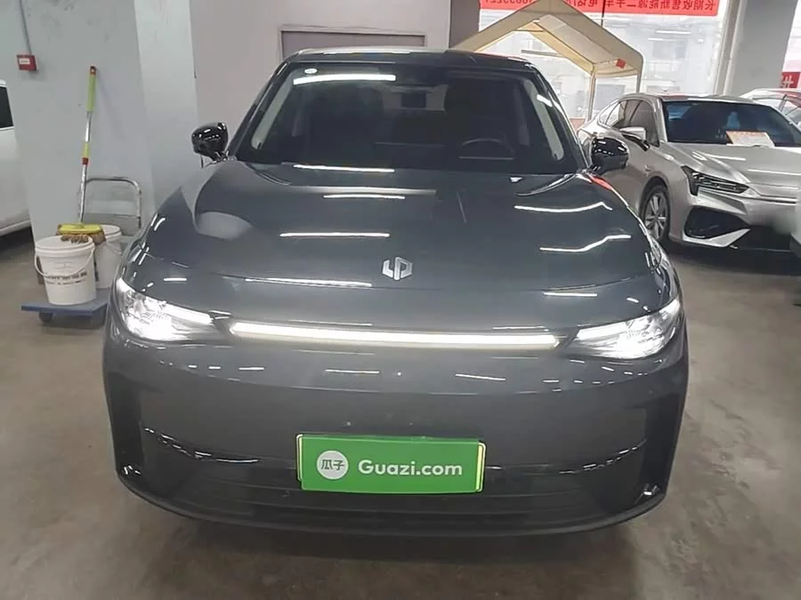 Leapmotor C10