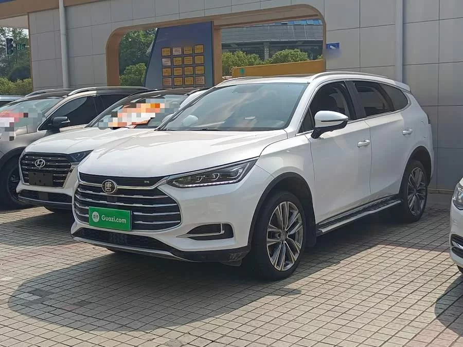 BYD Tang