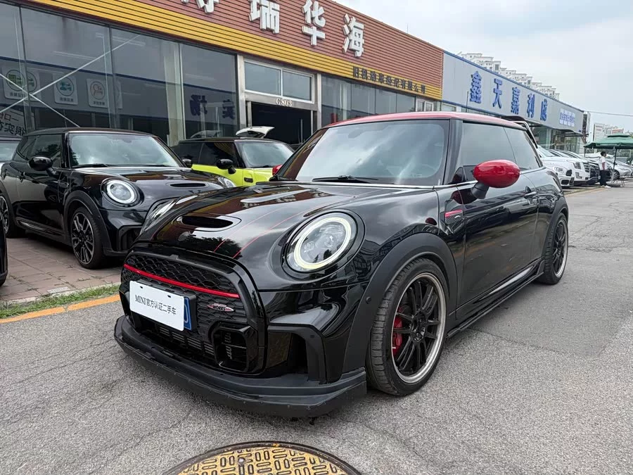 MINI JCW
