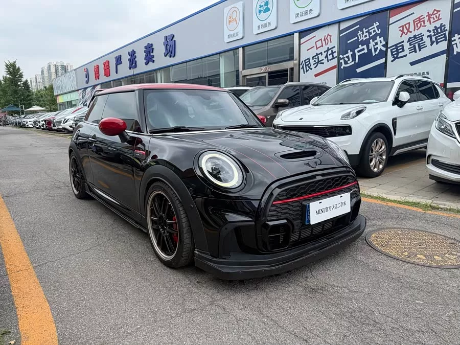 MINI JCW