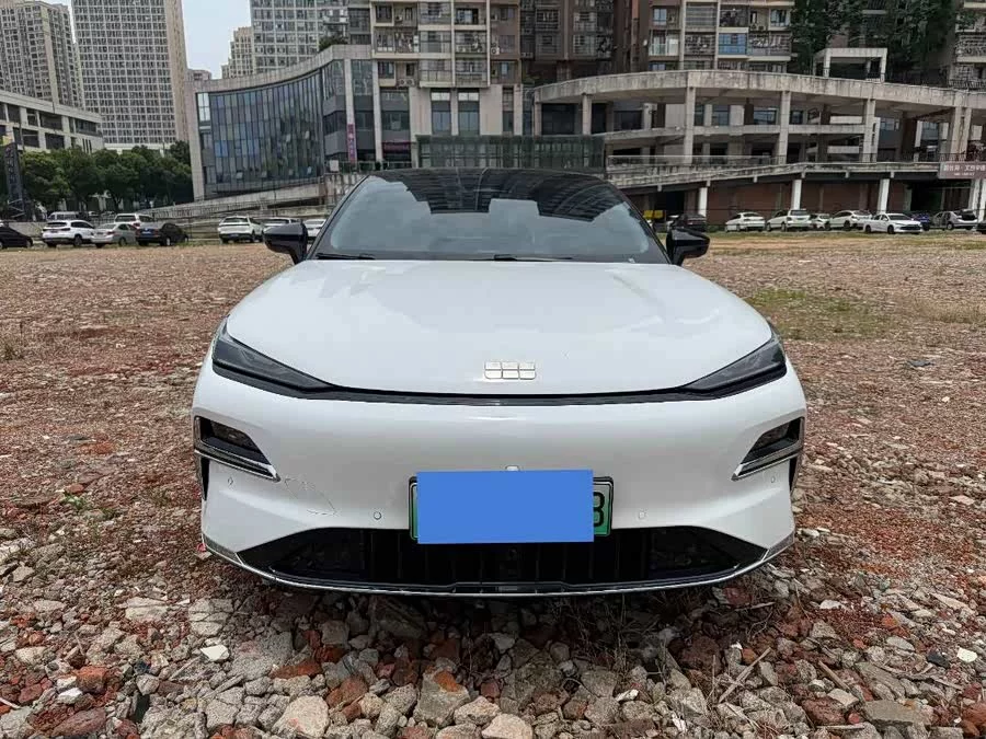 Geely Galaxy Star 8