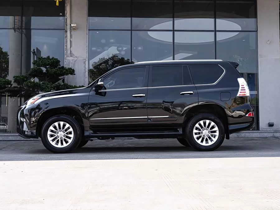 Lexus GX