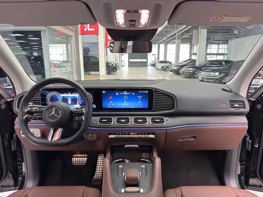 Mercedes Benz GLS