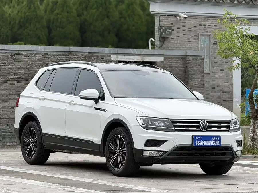 Volkswagen Tiguan L