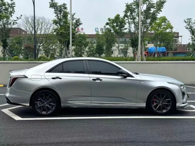 Cadillac CT4