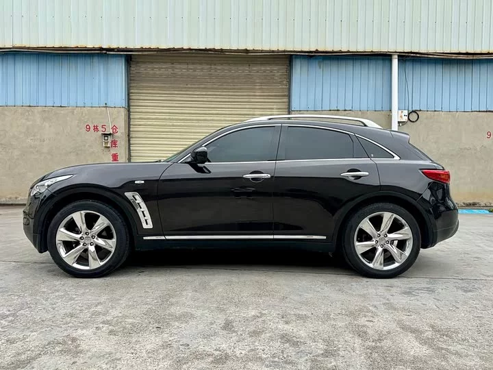 Infiniti FX