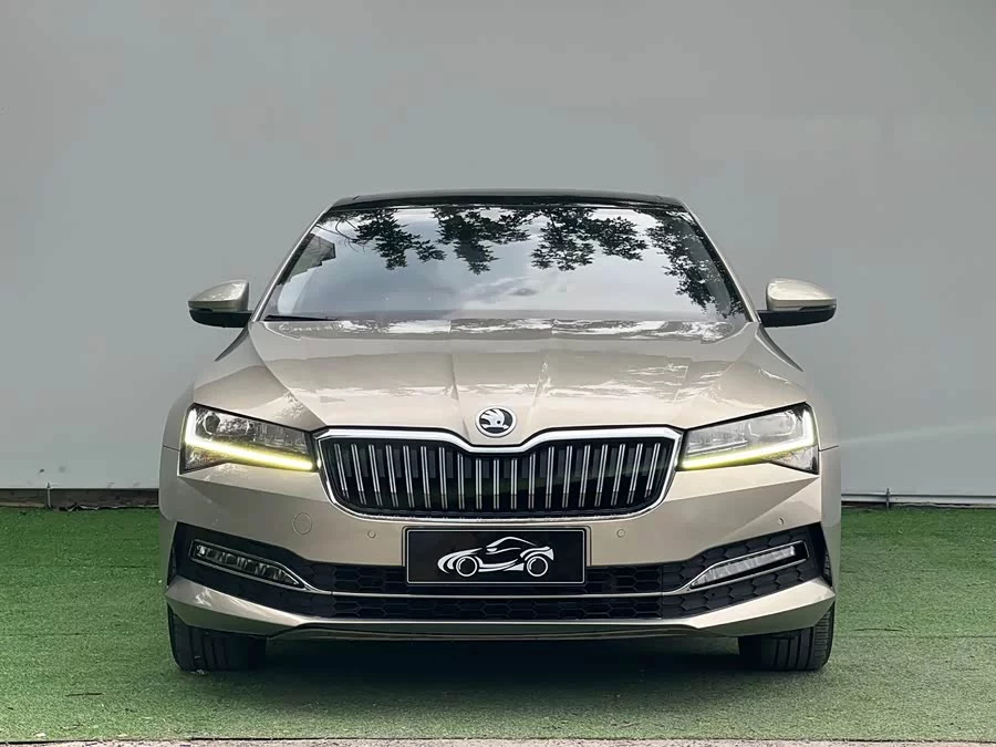 Skoda SuperB