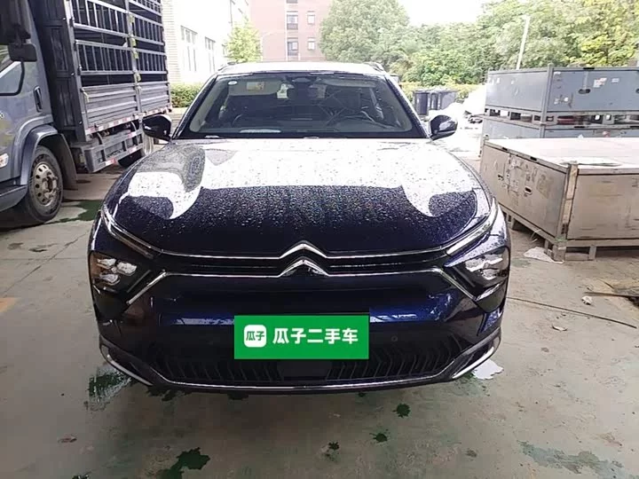 Citroën Versailles C5 X