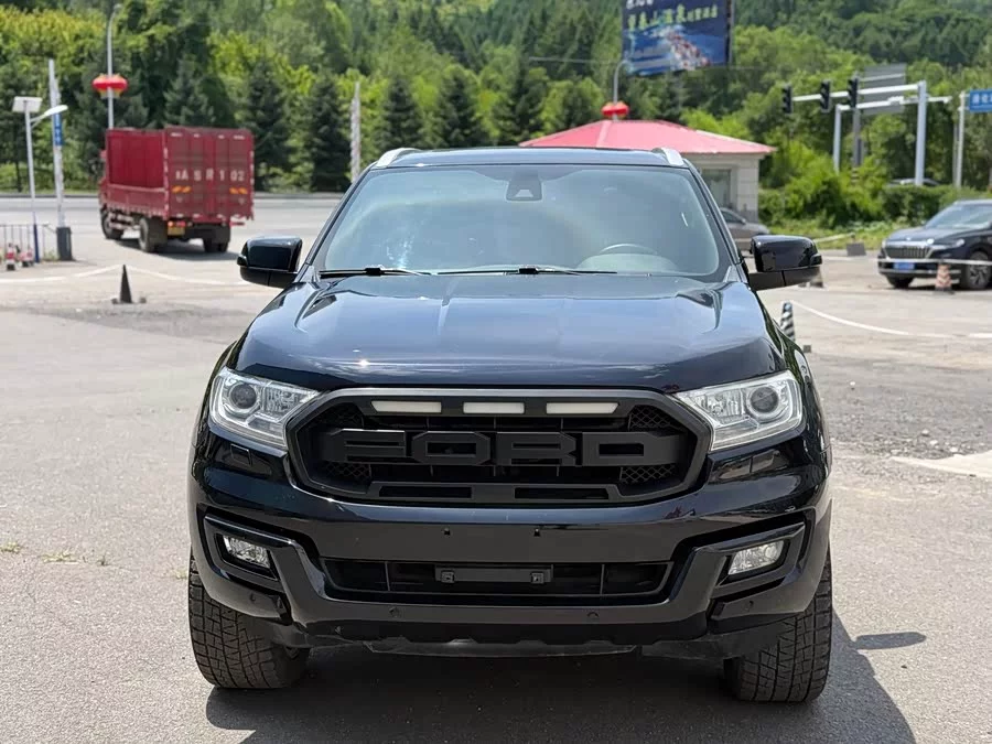 Ford Everest