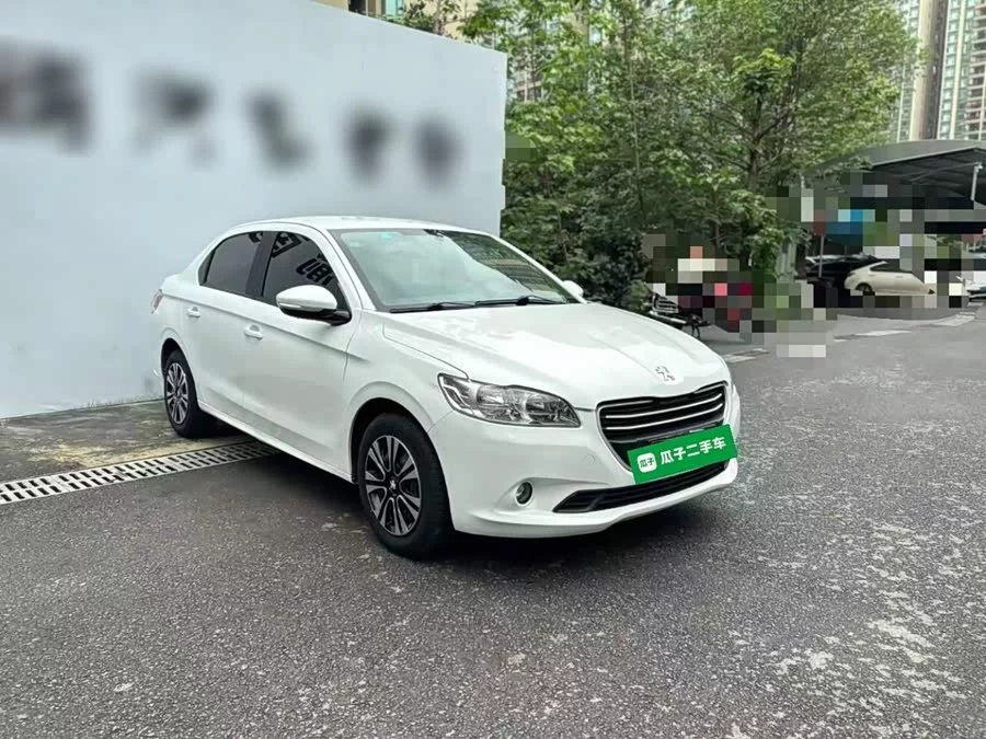 Peugeot 301