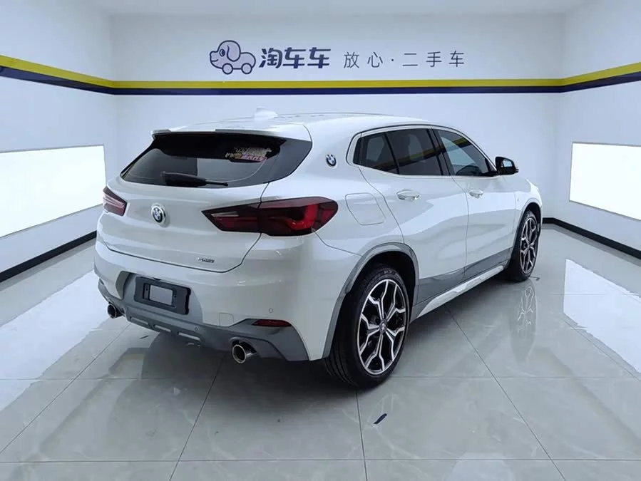 BMW X2