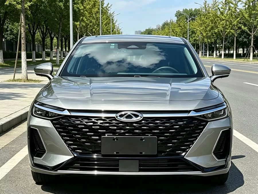 Chery Arrizo 8