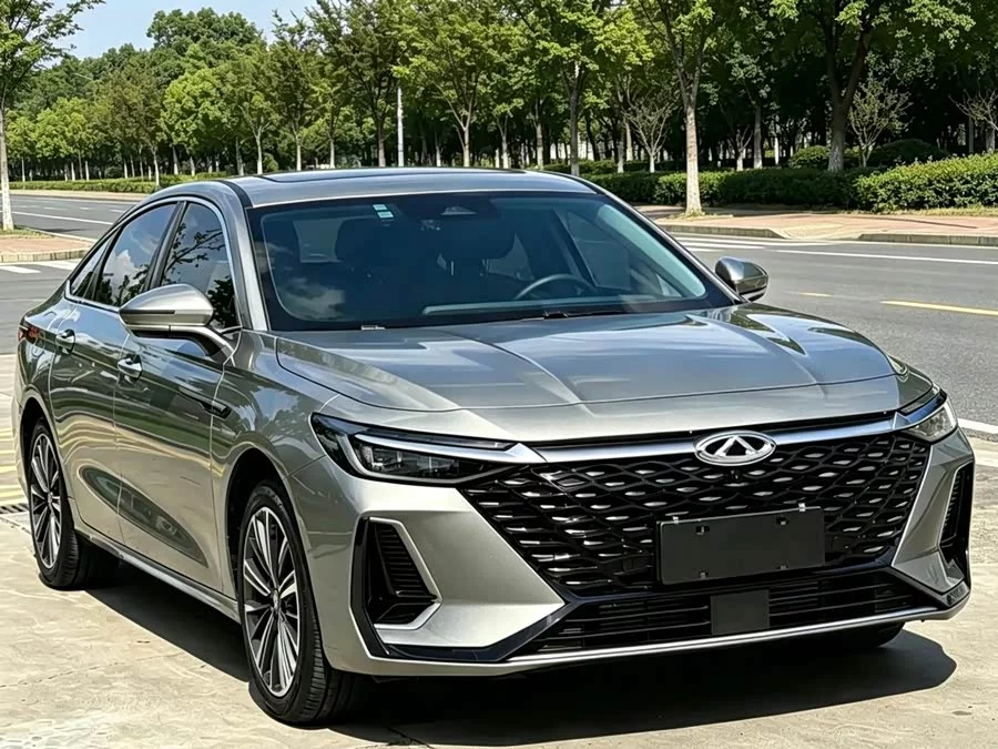Chery Arrizo 8