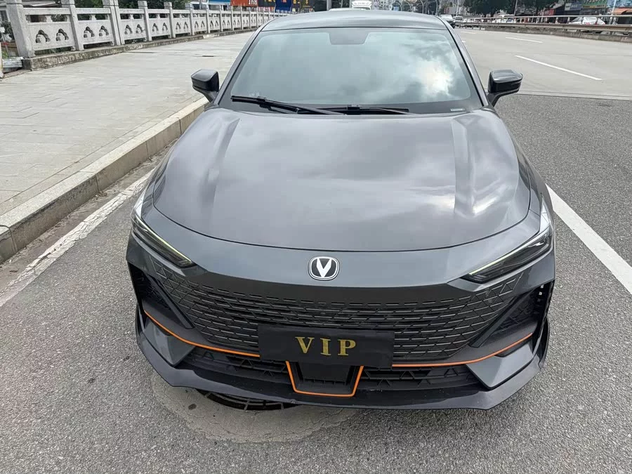 Changan UNI-V
