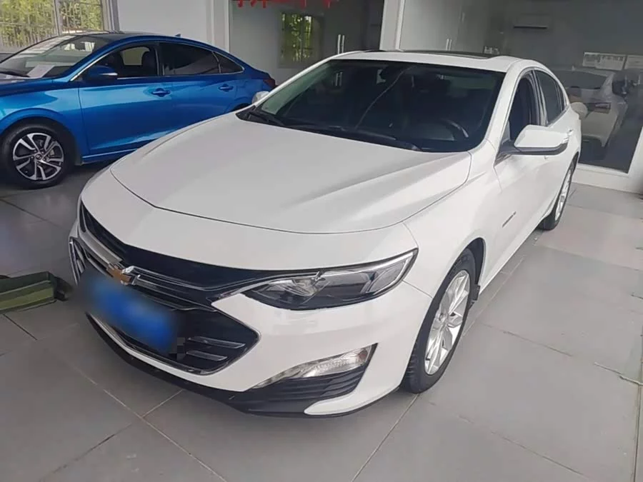 Chevrolet Malibu XL