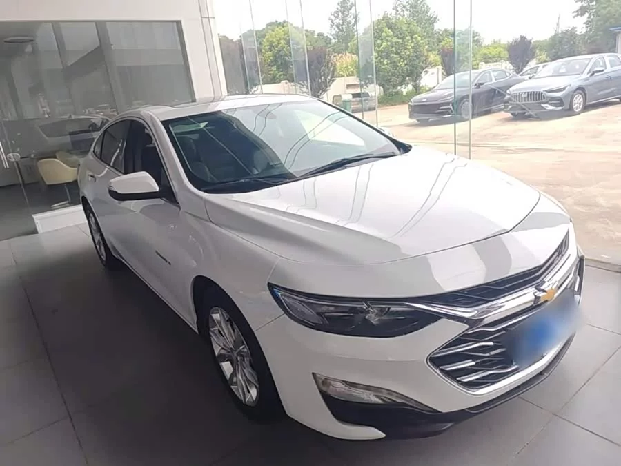 Chevrolet Malibu XL