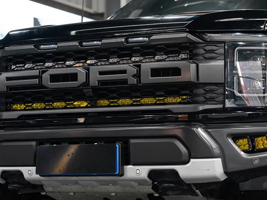 Ford F-150 Raptor