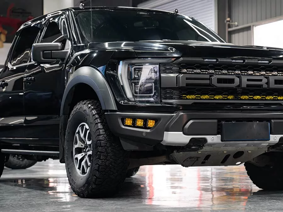 Ford F-150 Raptor