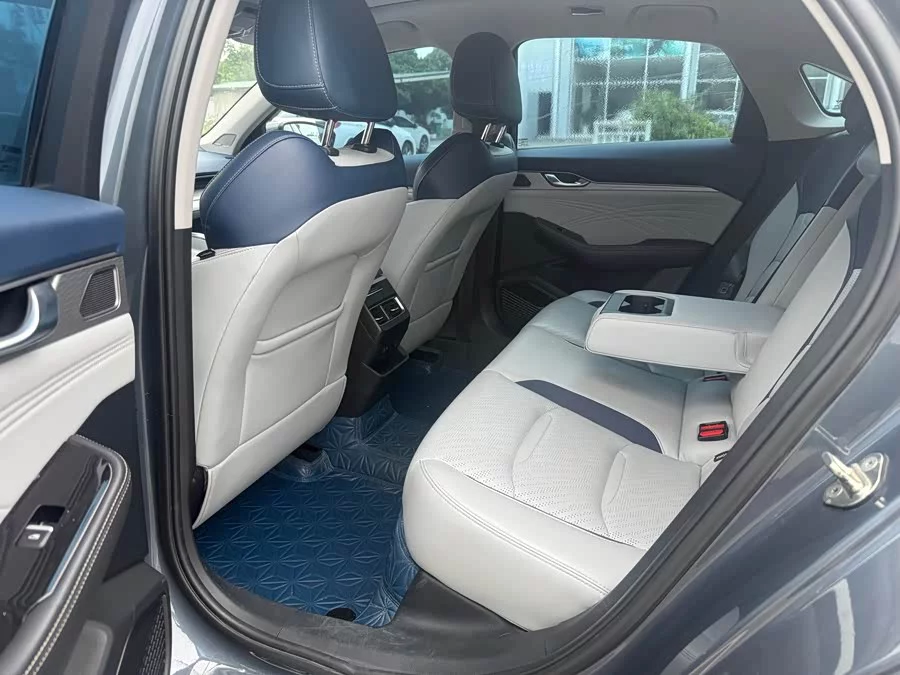 Geely Xingrui