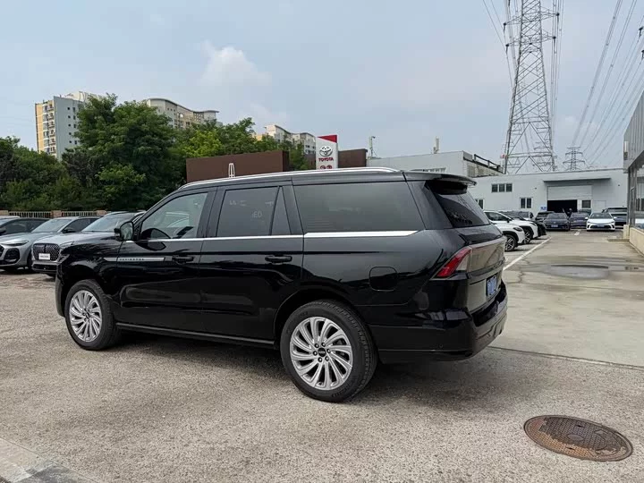 Lincoln pilot