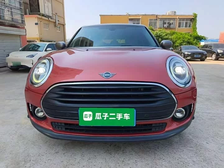 MINI CLUBMAN