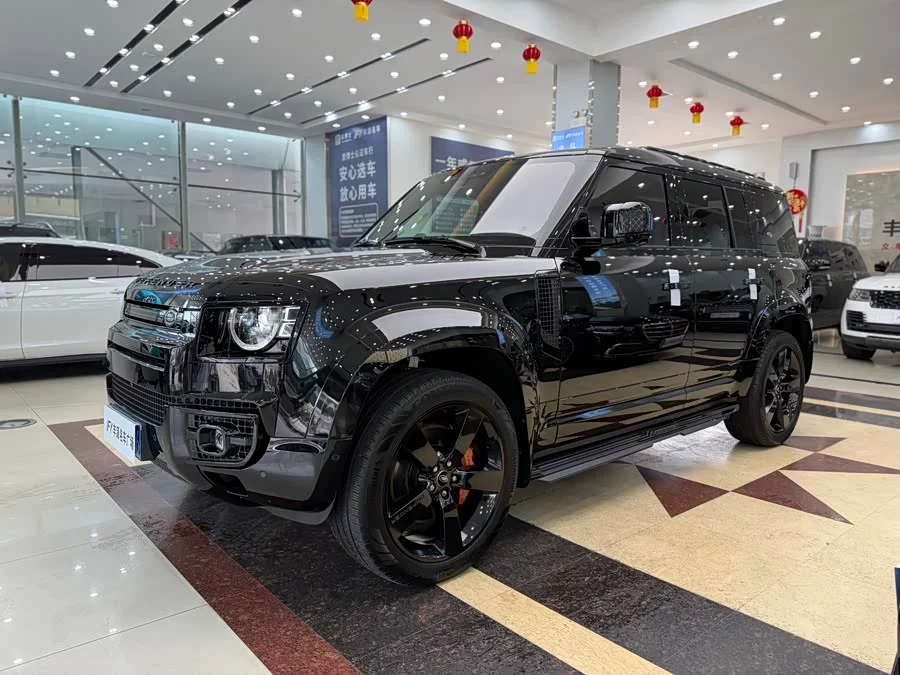 Land Rover guard