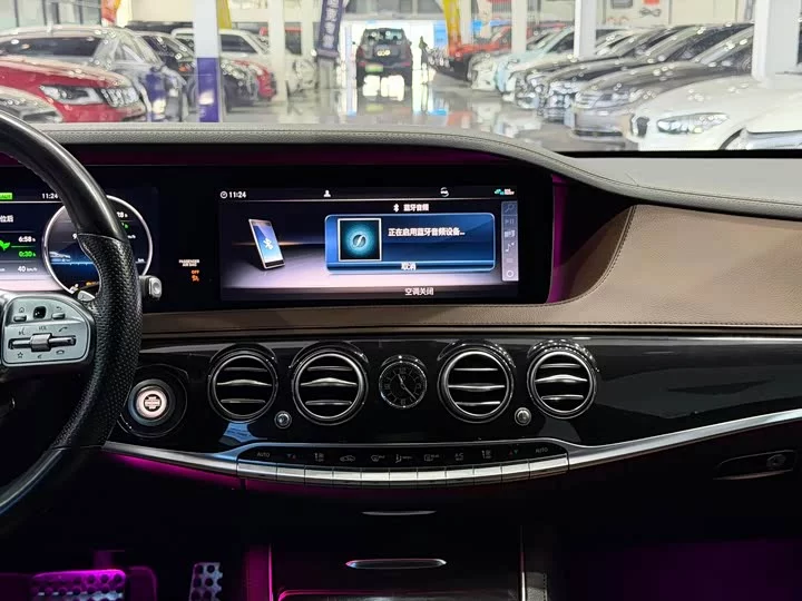Mercedes-Benz S class