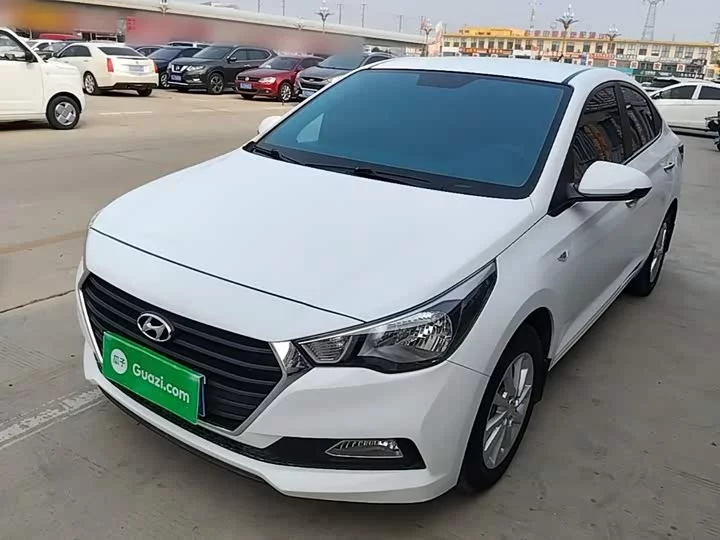 Hyundai Accept