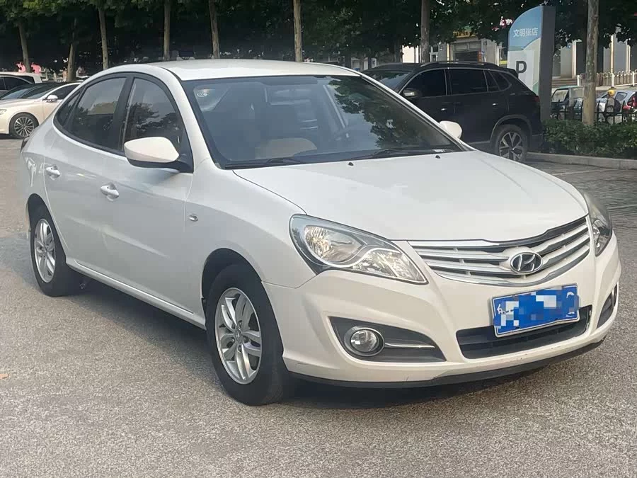 Hyundai Elantra / Celesta