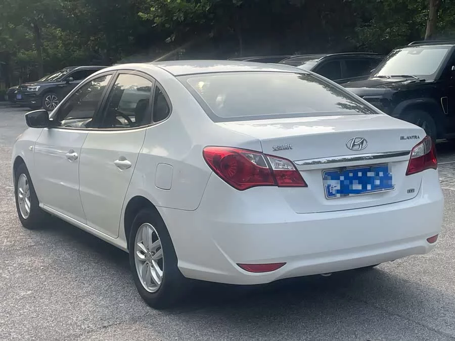 Hyundai Elantra / Celesta