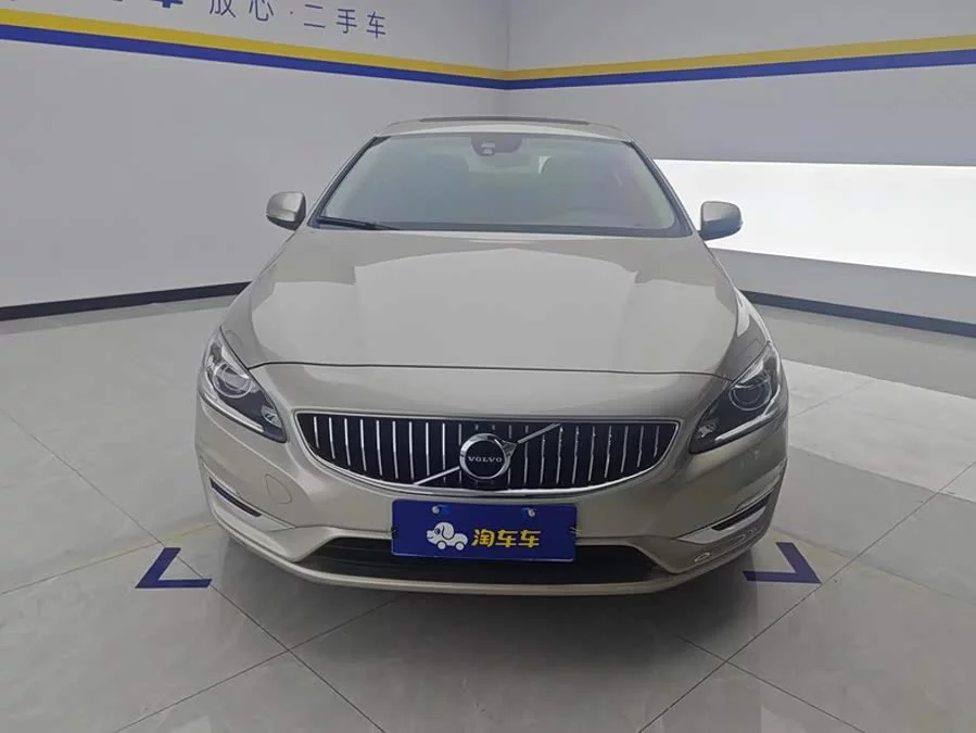 Volvo S60