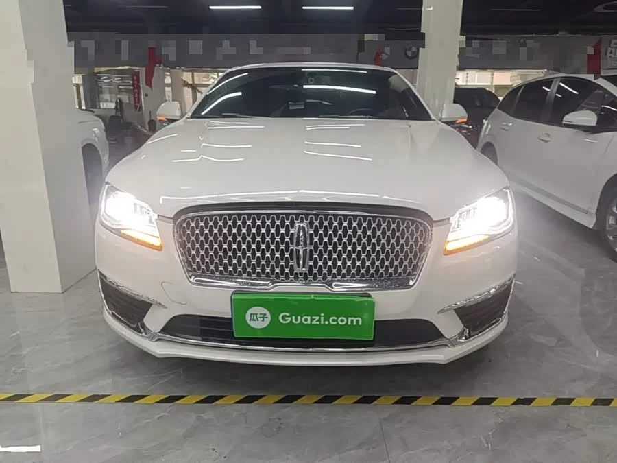 Lincoln MKZ