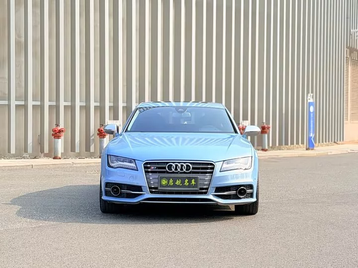 Audi S7