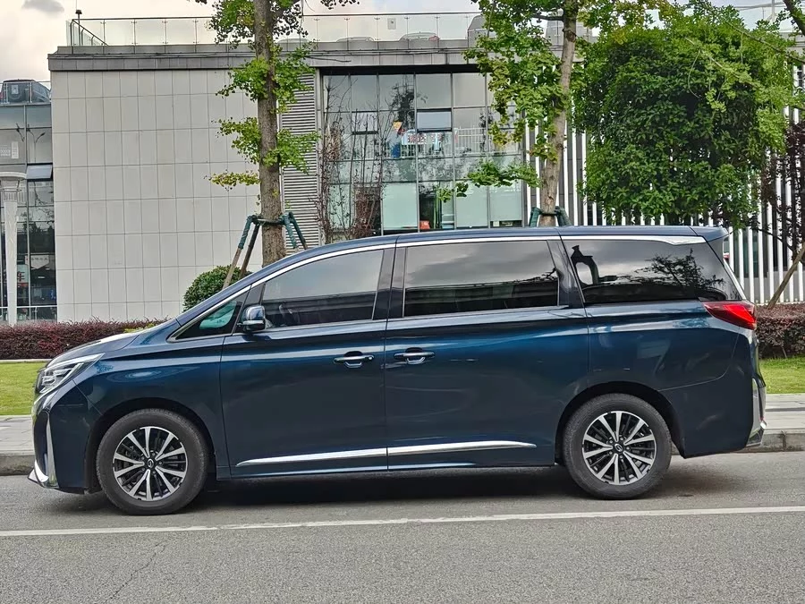 GAC Trumpchi M8