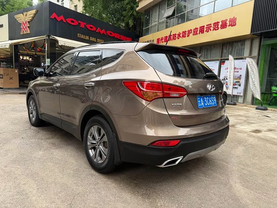 Hyundai Santa Fe