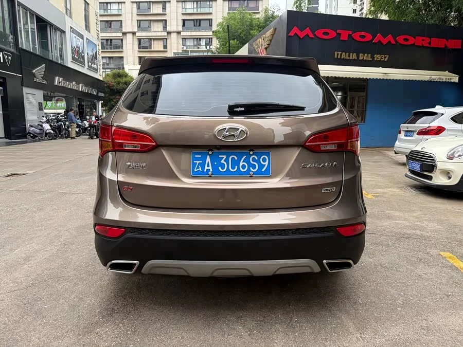 Hyundai Santa Fe