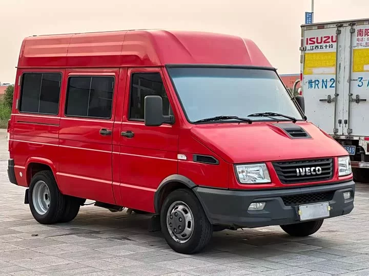 Iveco proud