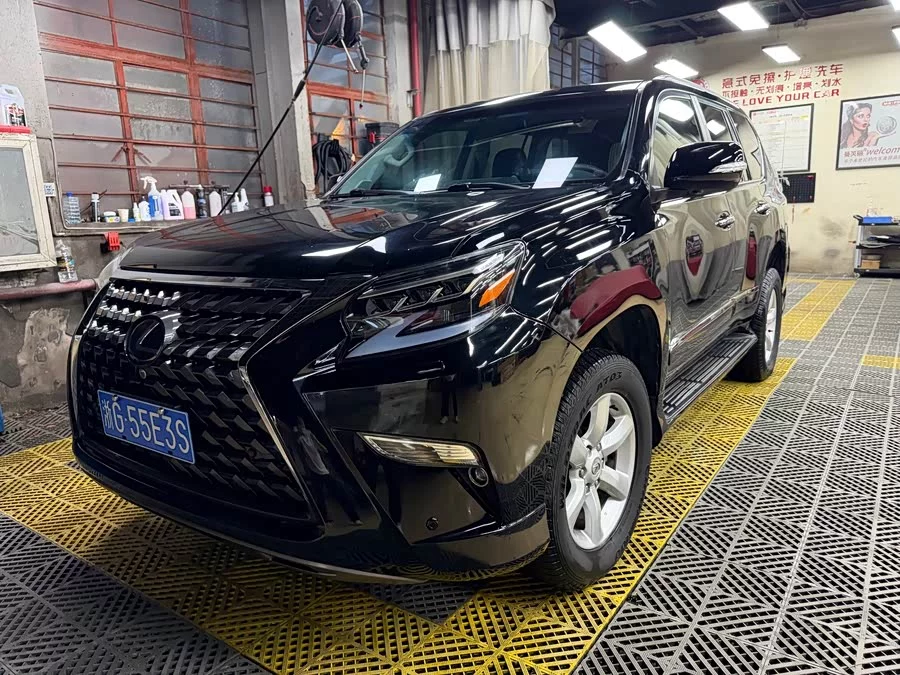 Lexus GX