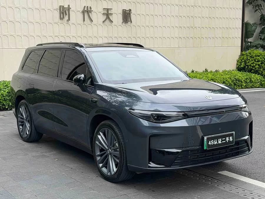Leapmotor C16