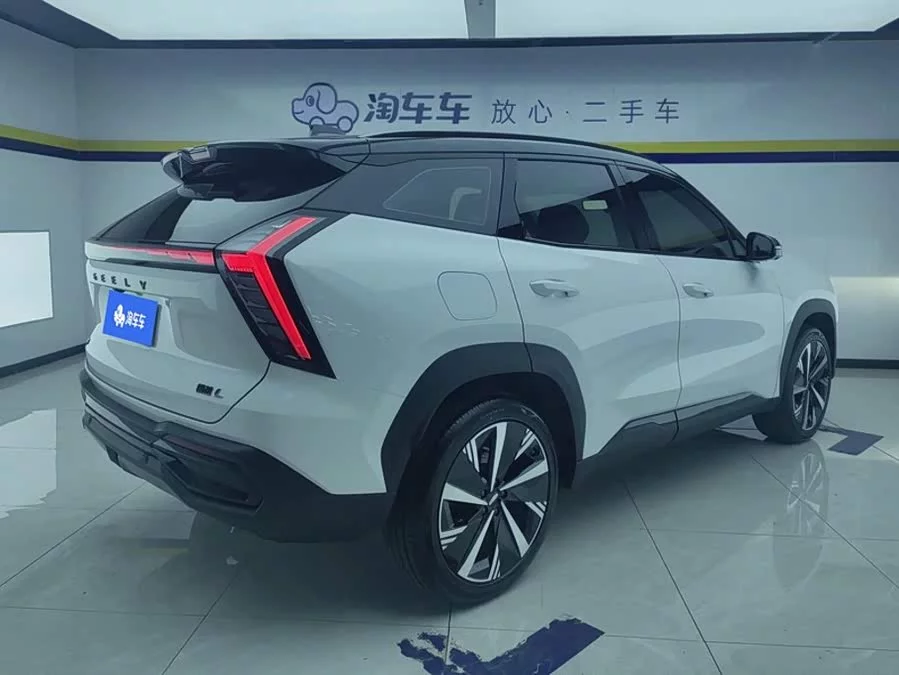 Geely Boyue L