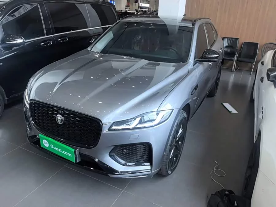 Jaguar F-PACE