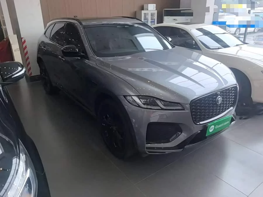 Jaguar F-PACE