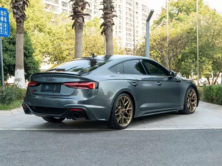 Audi RS 5