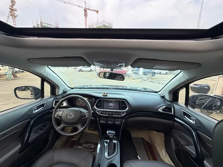 GAC Trumpchi GS4