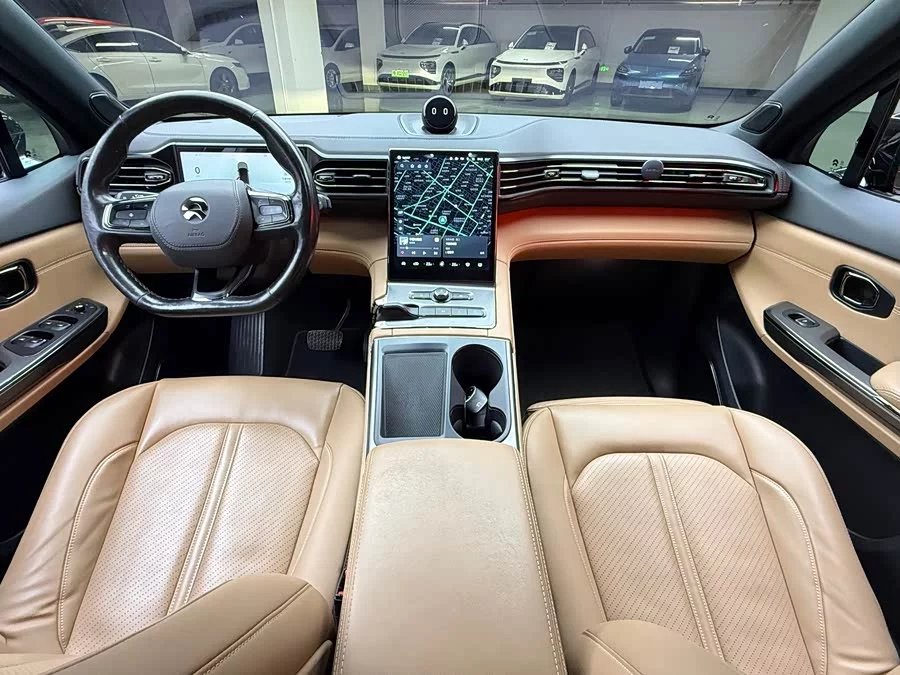NIO ES6