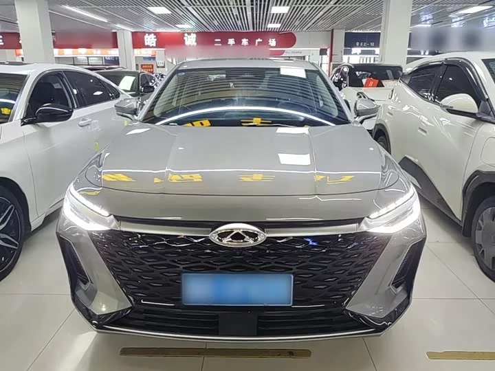 Chery Arrizo 8