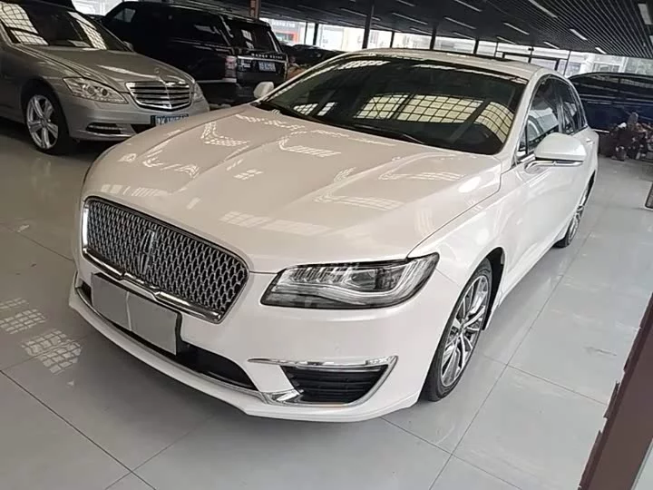 Lincoln MKZ