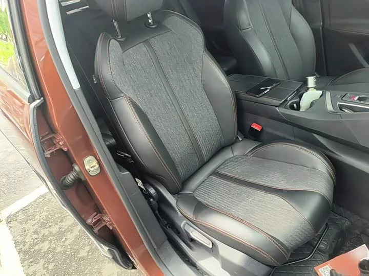 Peugeot 4008