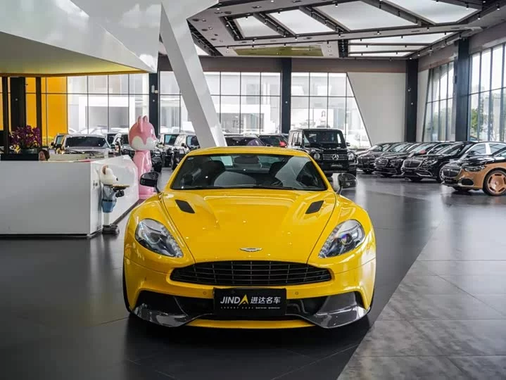 Aston Martin Vanquish